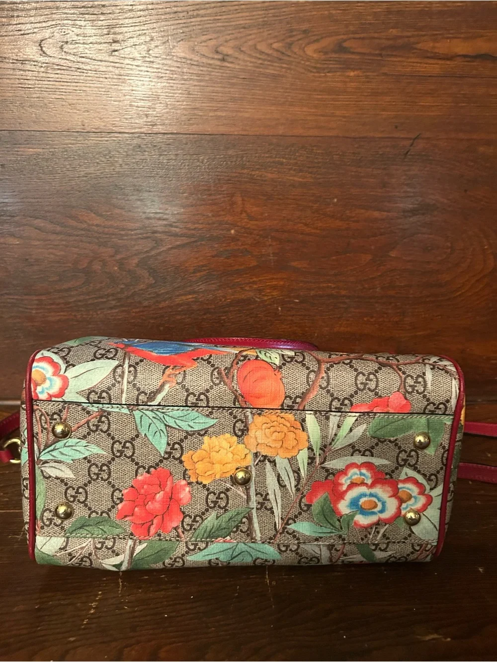 Gucci Floral GG Supreme Boston Bag with Red Trim - Picture 4 of 9